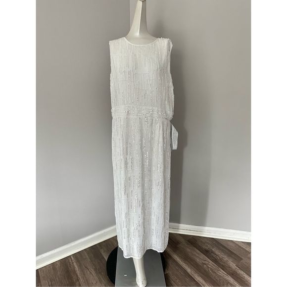 MAC DUGGAL ABSTRACT BEADED SLEEVELESS MIDI DRESS - Picture 4 of 10